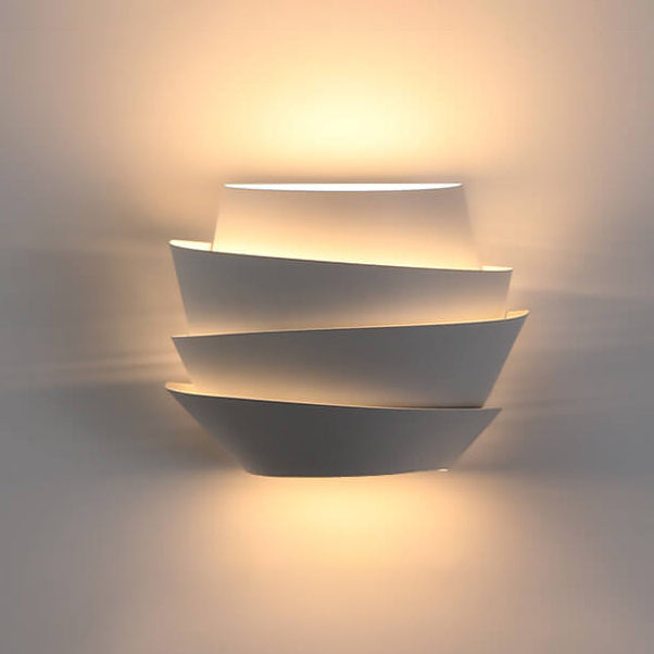 Sleek Scandinavian Wall Light – Modern Minimalist Lighting