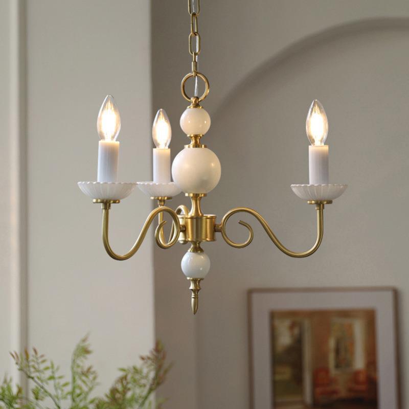 Vintage-Style LED Chandelier – Classic Candleholder Design