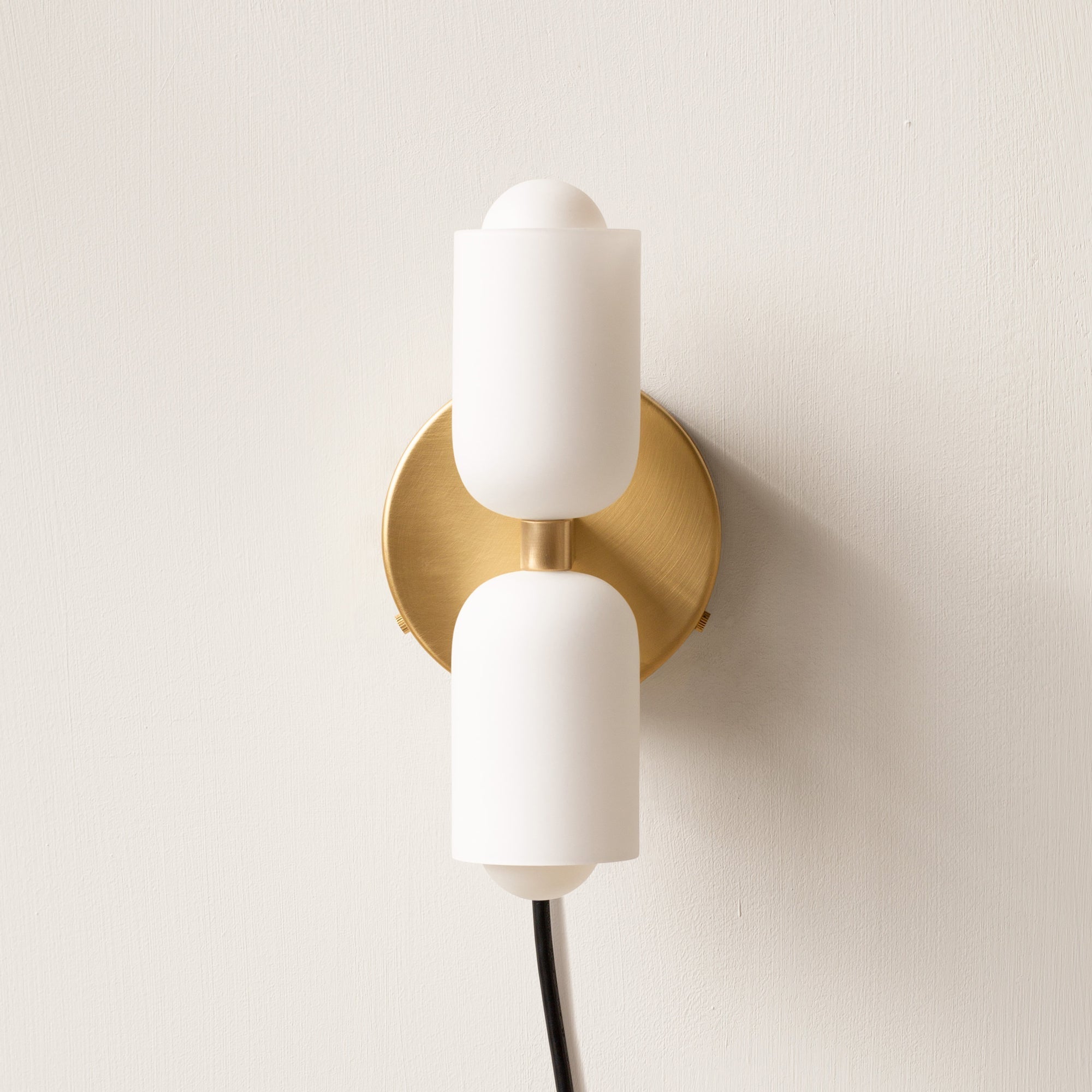 Acrylic Up-Down Wall Light – Perfect for Ambient Lighting - Atelier Dubois Paris