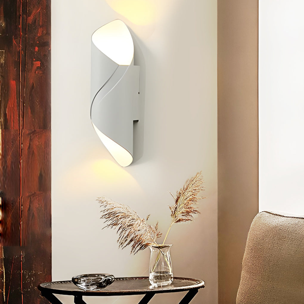 LED Outdoor Wall Light – Energy-Efficient Exterior Lighting - Atelier Dubois Paris