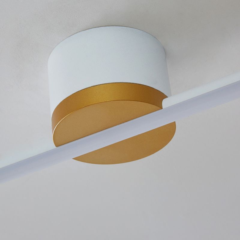 Slim Flush Mount LED Ceiling Light – Modern Linear Design