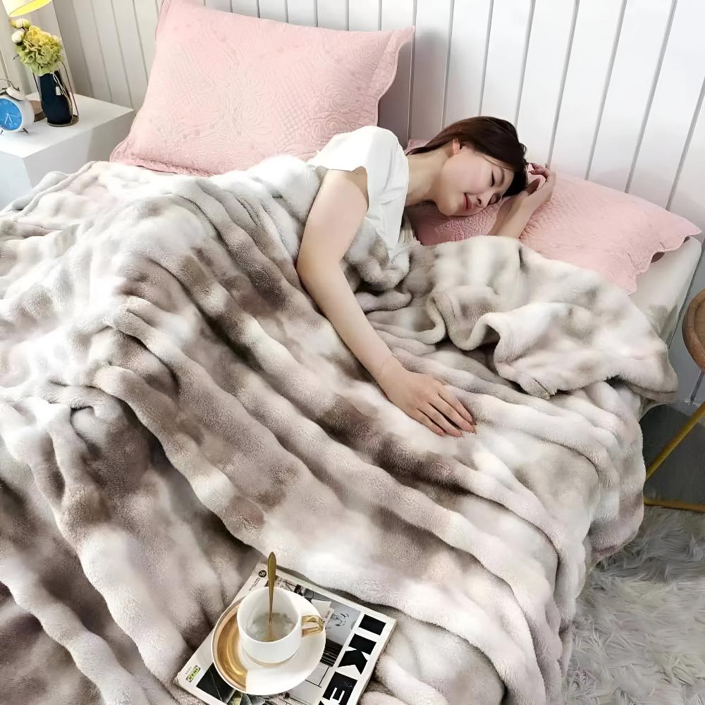 Colorful Ripple Tie-Dye Faux Fur Blanket