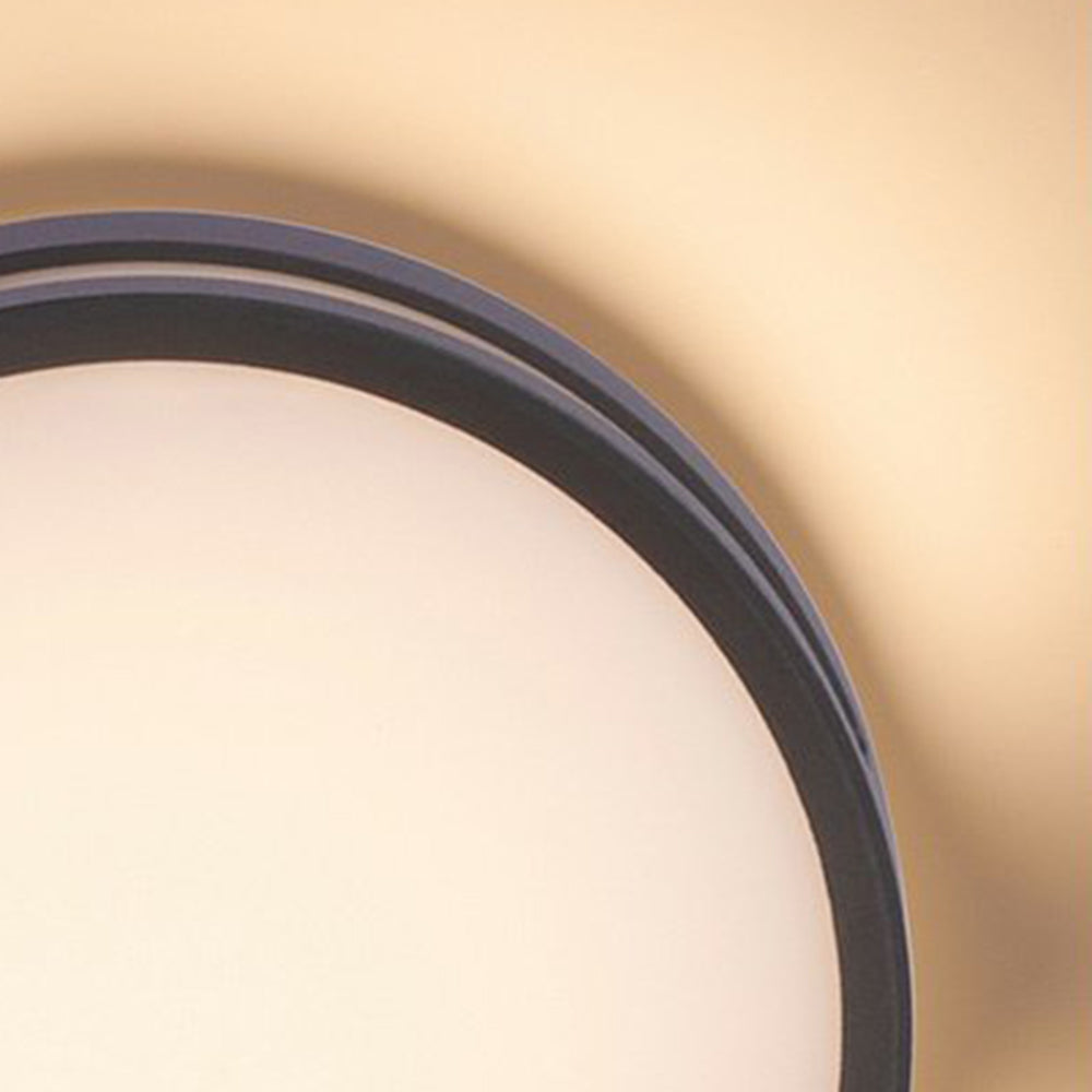 Black Metal Round Wall Light – IP65 Outdoor LED Lighting