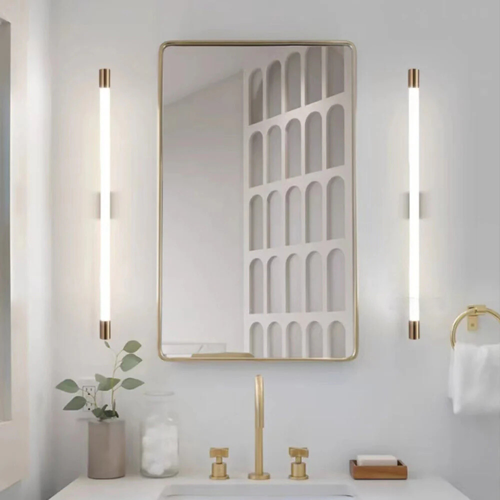 Modern Linear Vanity Wall Lamp – Metal and Acrylic LED Fixture
