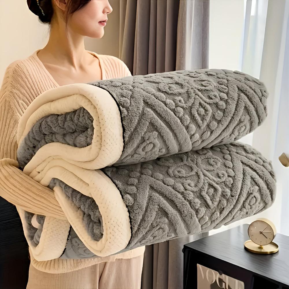 Luxurious Velvet Sherpa Blanket