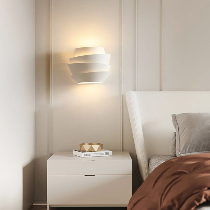 Sleek Scandinavian Wall Light – Modern Minimalist Lighting