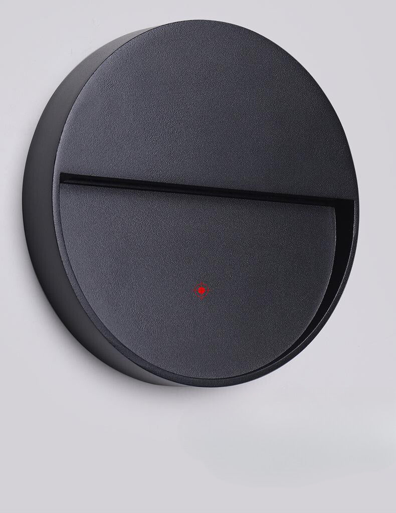 Low-Level Wall Light | Outdoor Floor-Level Lighting