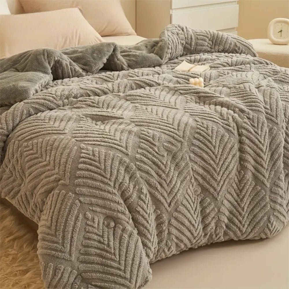 Maple Leaf Pattern Deluxe Blanket