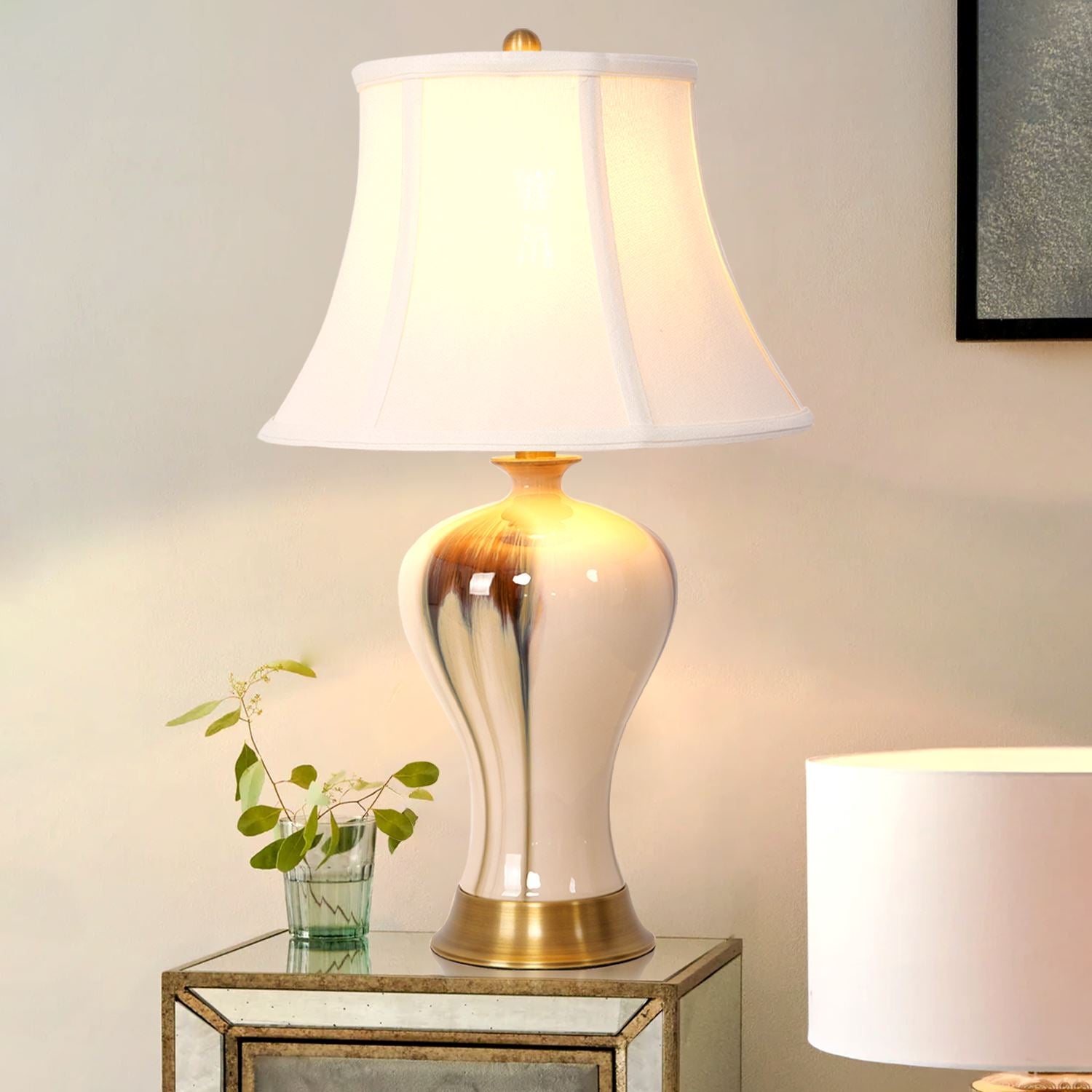 Glazed Ceramic Vase Desk Lamp – Black and Gold Gradient Finish