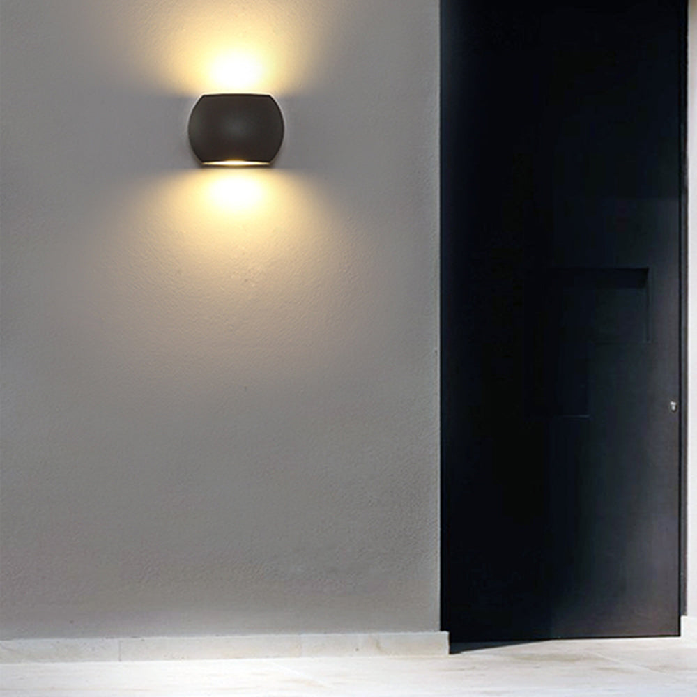 Outdoor Geometric Aluminium Wall Light – IP65 with Glass Shade