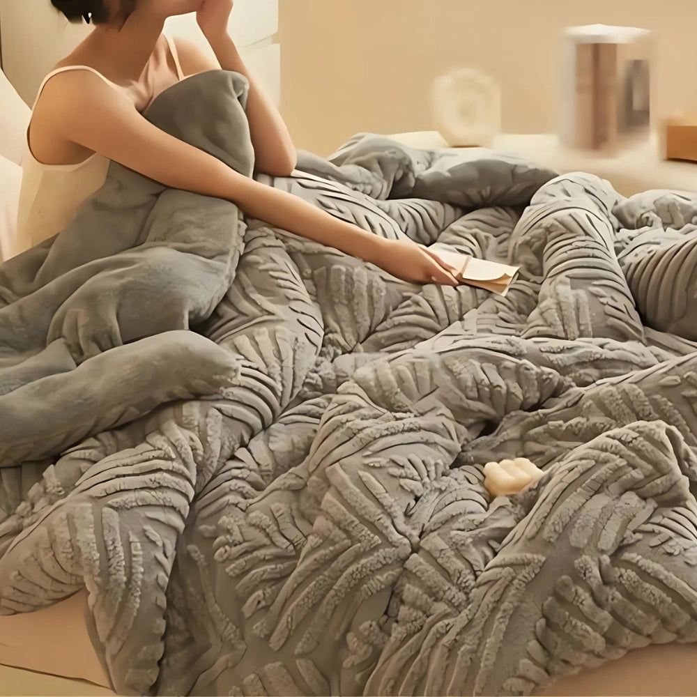 Maple Leaf Pattern Deluxe Blanket