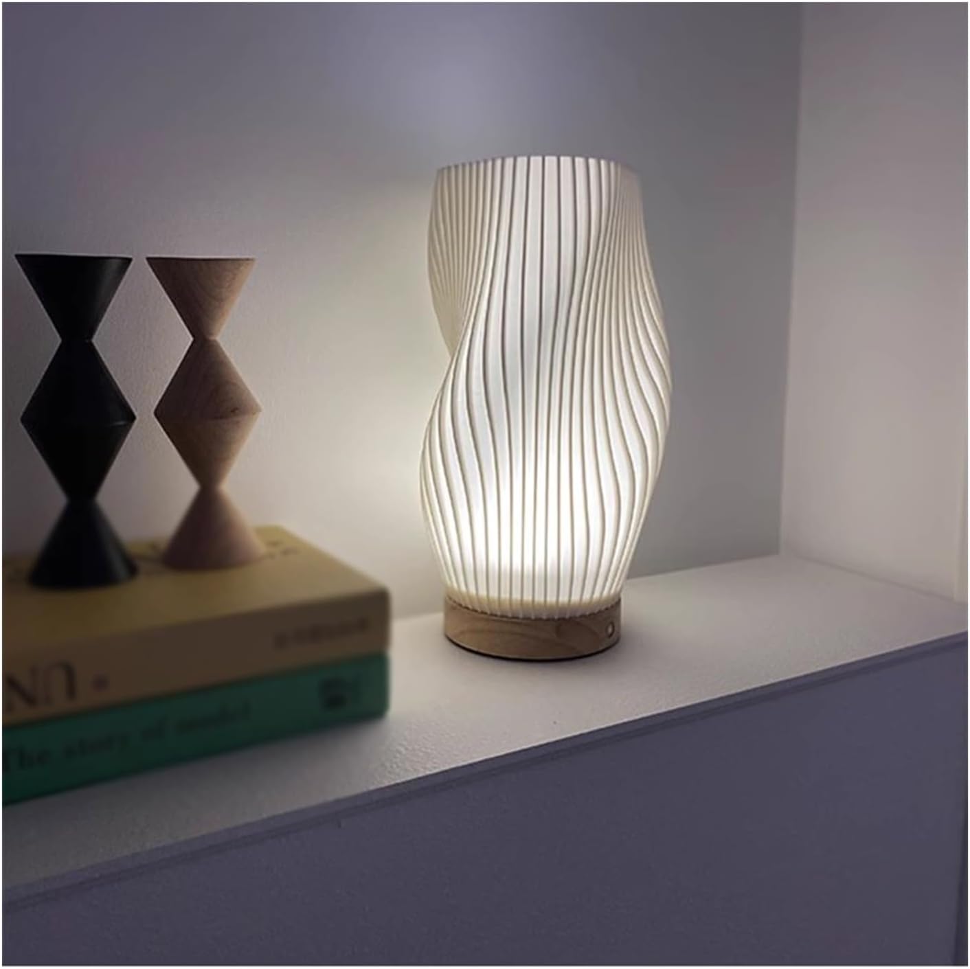 Elegant Coastal Design Lamp with Warm LED Light