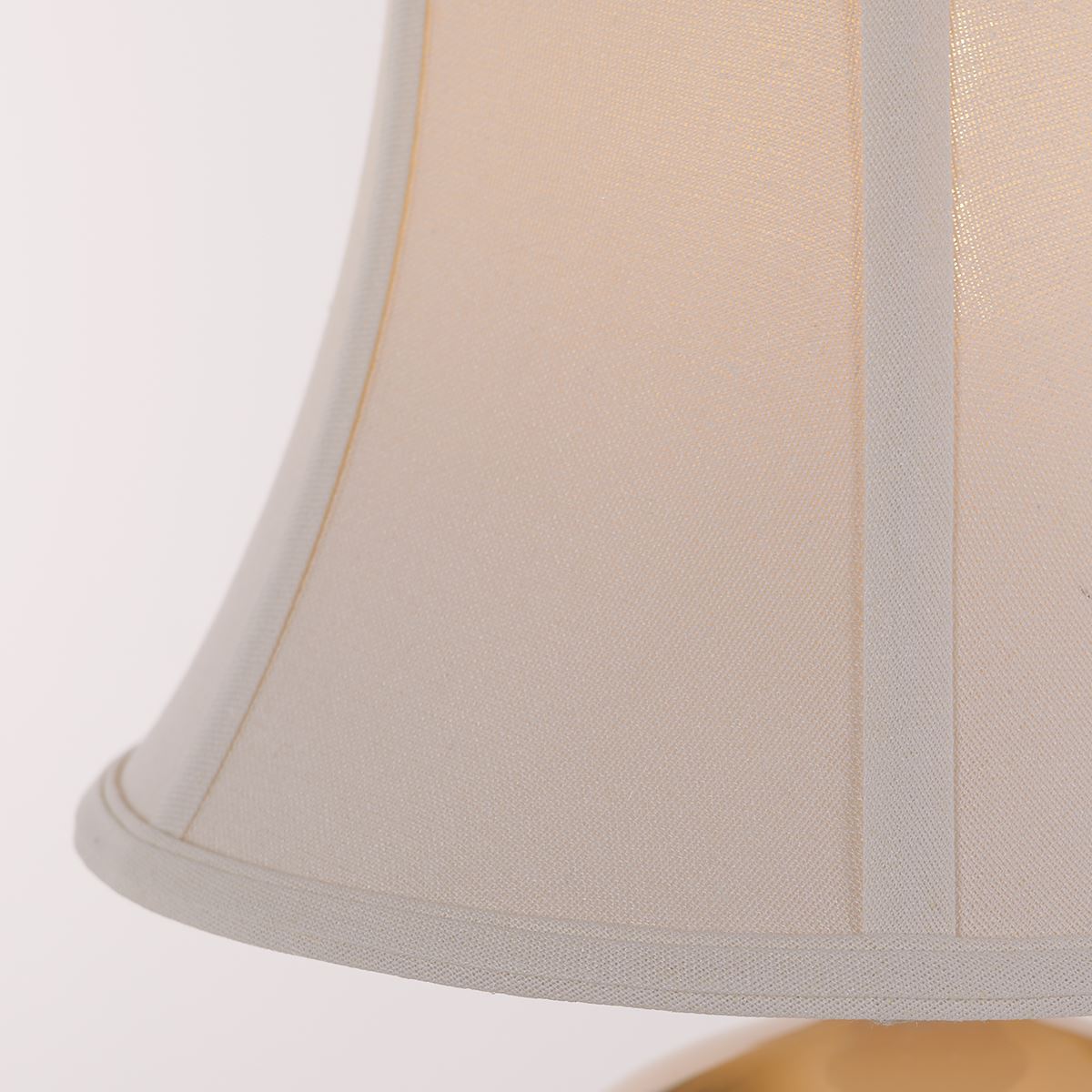 Glazed Ceramic Vase Desk Lamp – Black and Gold Gradient Finish