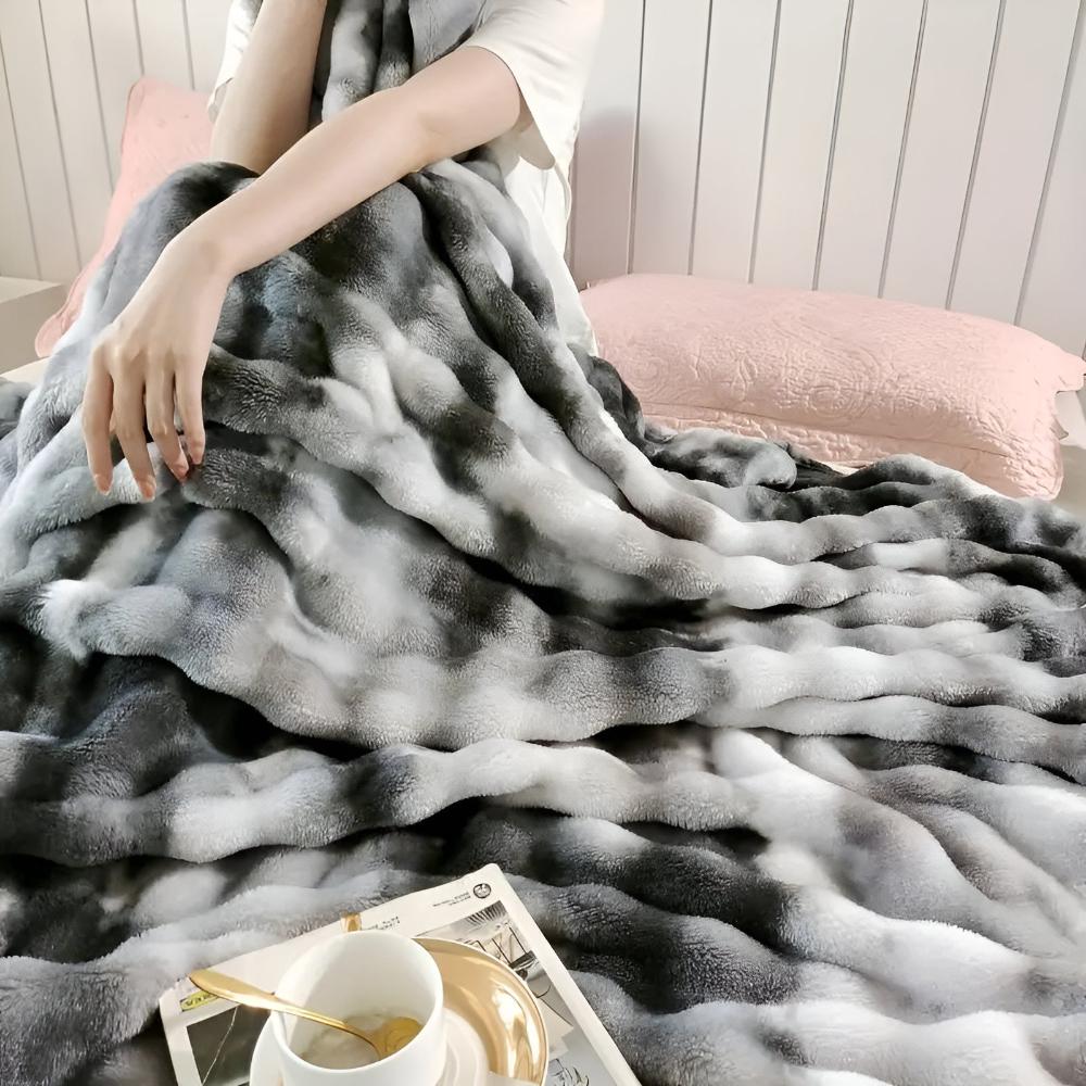 Colorful Ripple Tie-Dye Faux Fur Blanket
