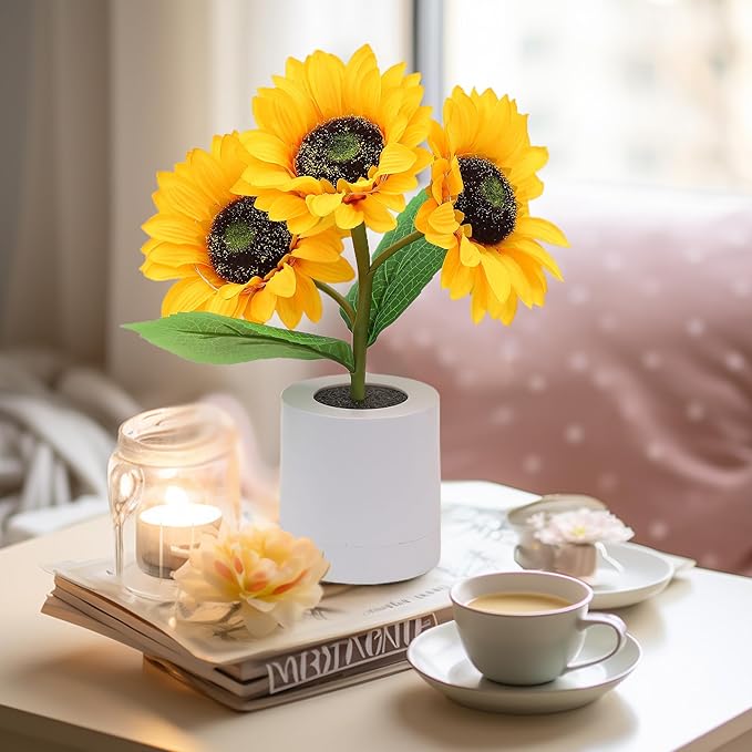 Decorative Sunflower LED Table Lamp – Bright & Sparkling Floral Accent Light - Atelier Dubois Paris