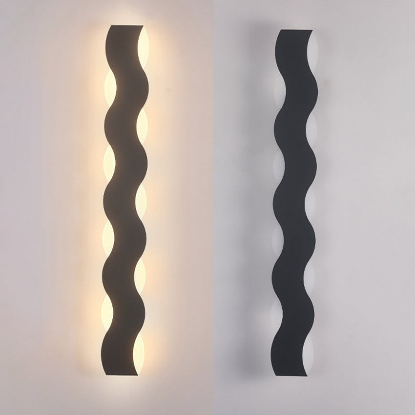 Wave-Patterned Outdoor Wall Light | Wall Mounted Fixture