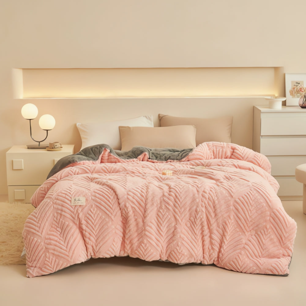 Maple Leaf Pattern Deluxe Blanket