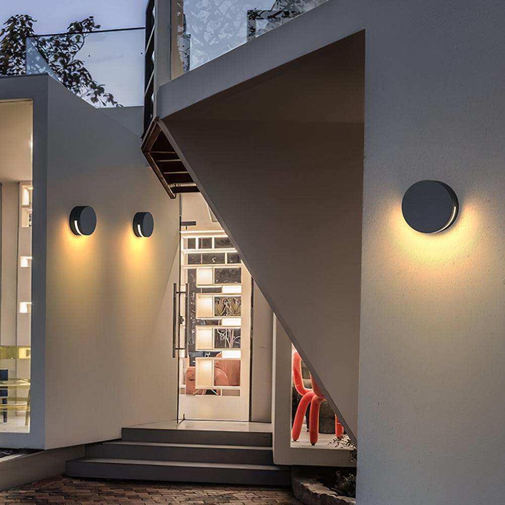 Contemporary Round Glass Outdoor Wall Lamp