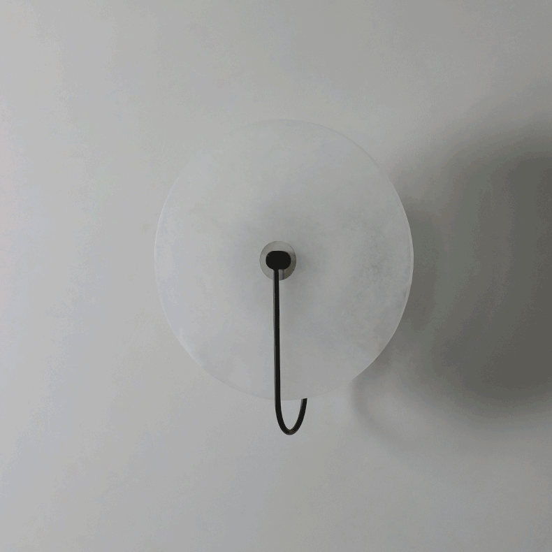 Round Alabaster LED Wall Light – Modern Circular Fixture