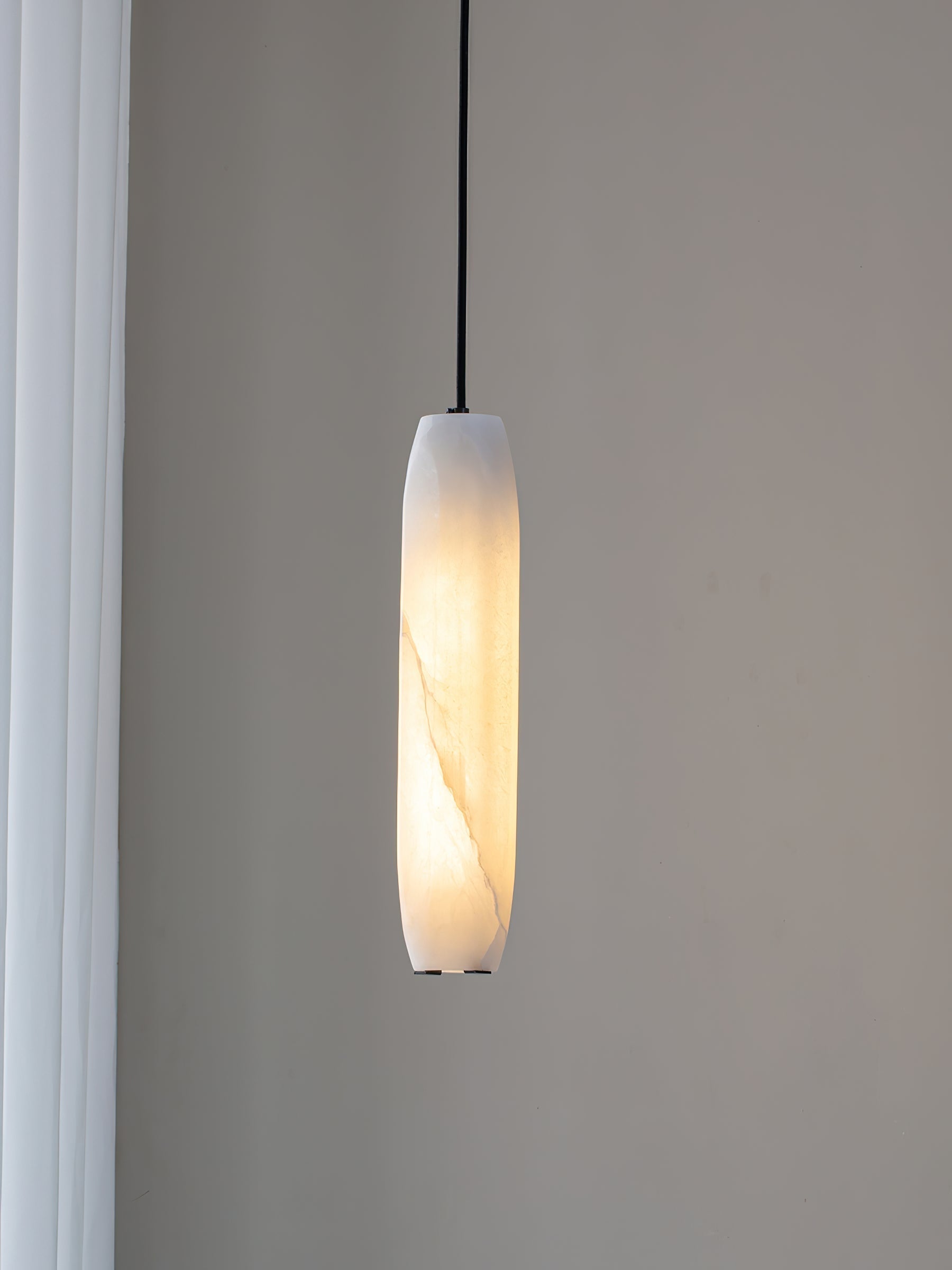 Minimalist Alabaster Pendant Lamp – Flute Style Ceiling Light