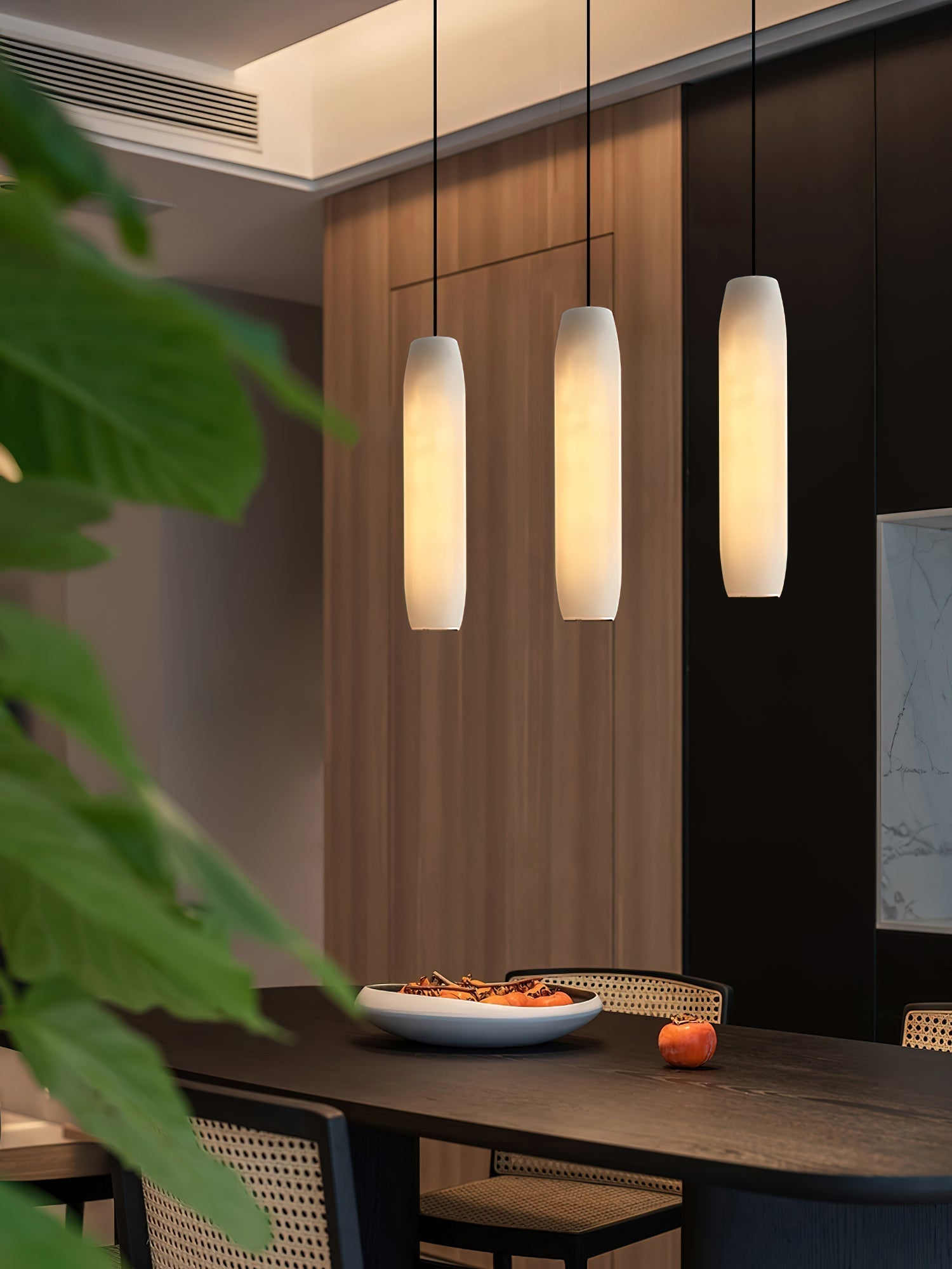 Minimalist Alabaster Pendant Lamp – Flute Style Ceiling Light