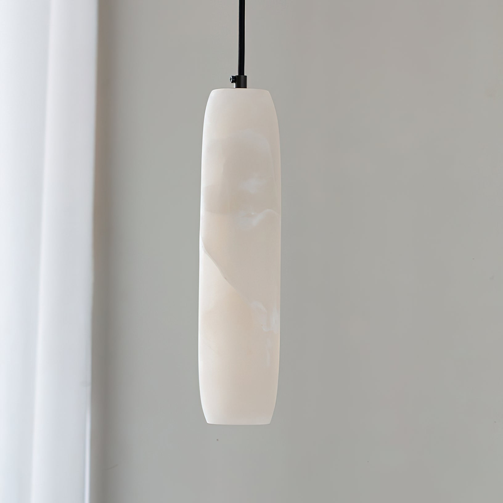 Minimalist Alabaster Pendant Lamp – Flute Style Ceiling Light