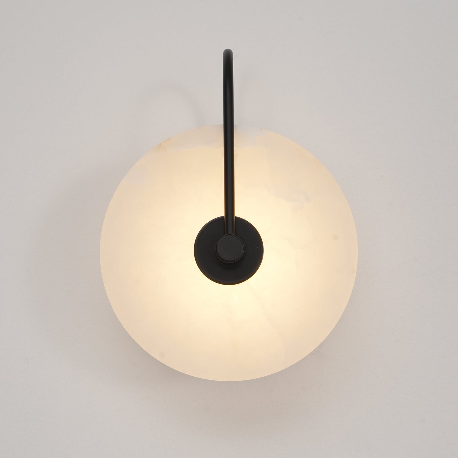 Round Alabaster LED Wall Light – Modern Circular Fixture