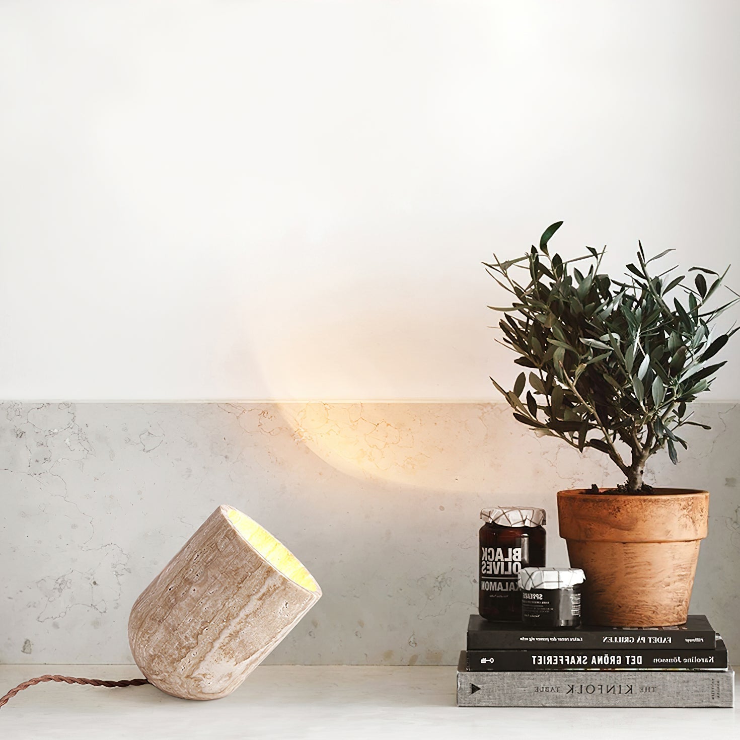 Modern Indoor Desk Lamp – Yellow Travertine Base & Shade