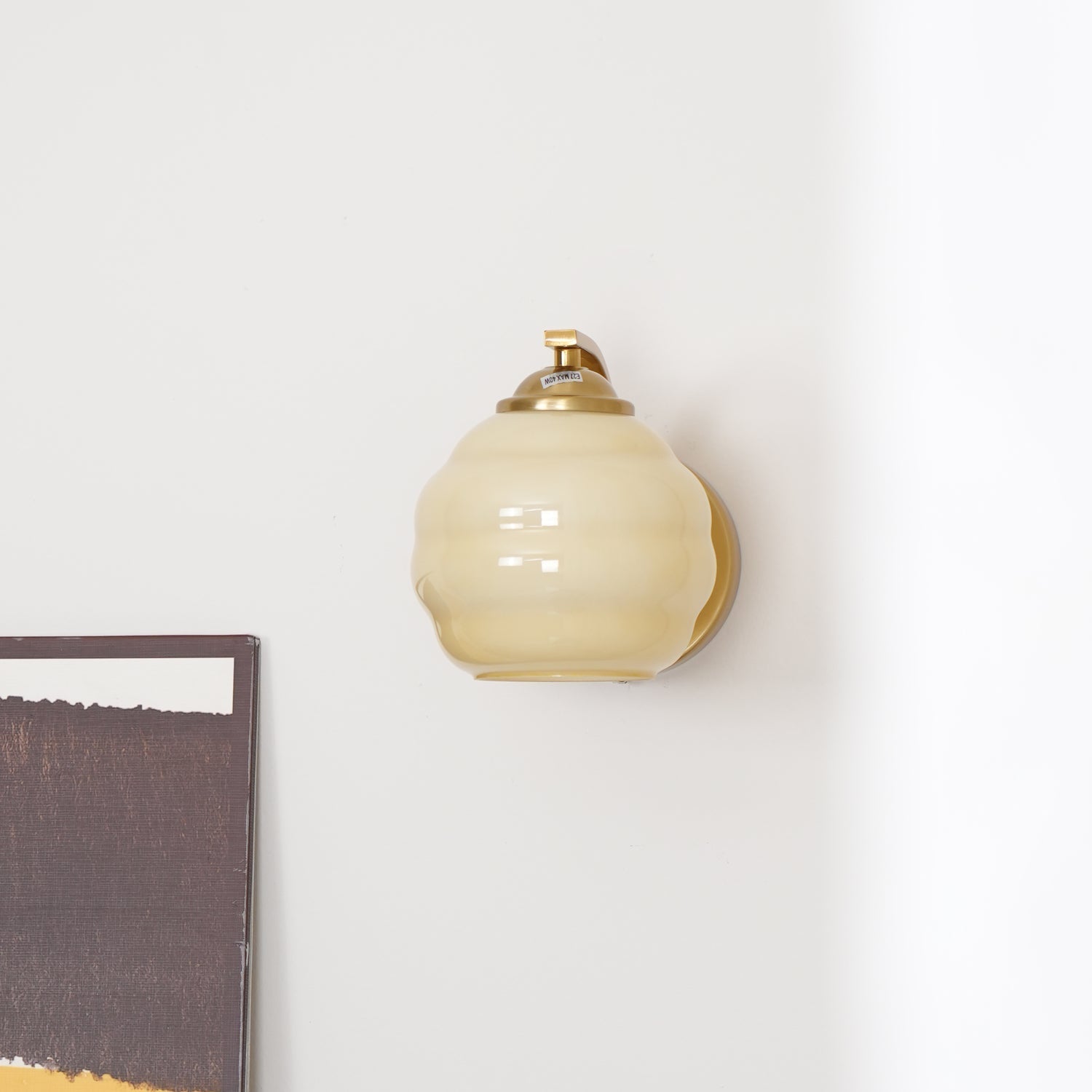 Honey Comb-Shape Wall Lamp