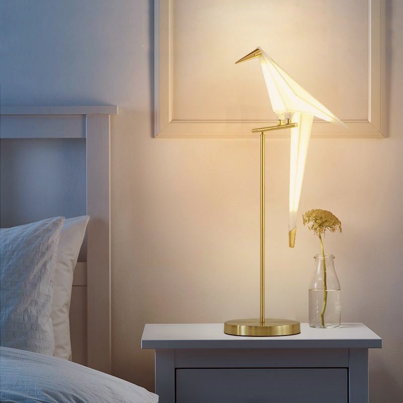 Magnetic Bird Table Lamp