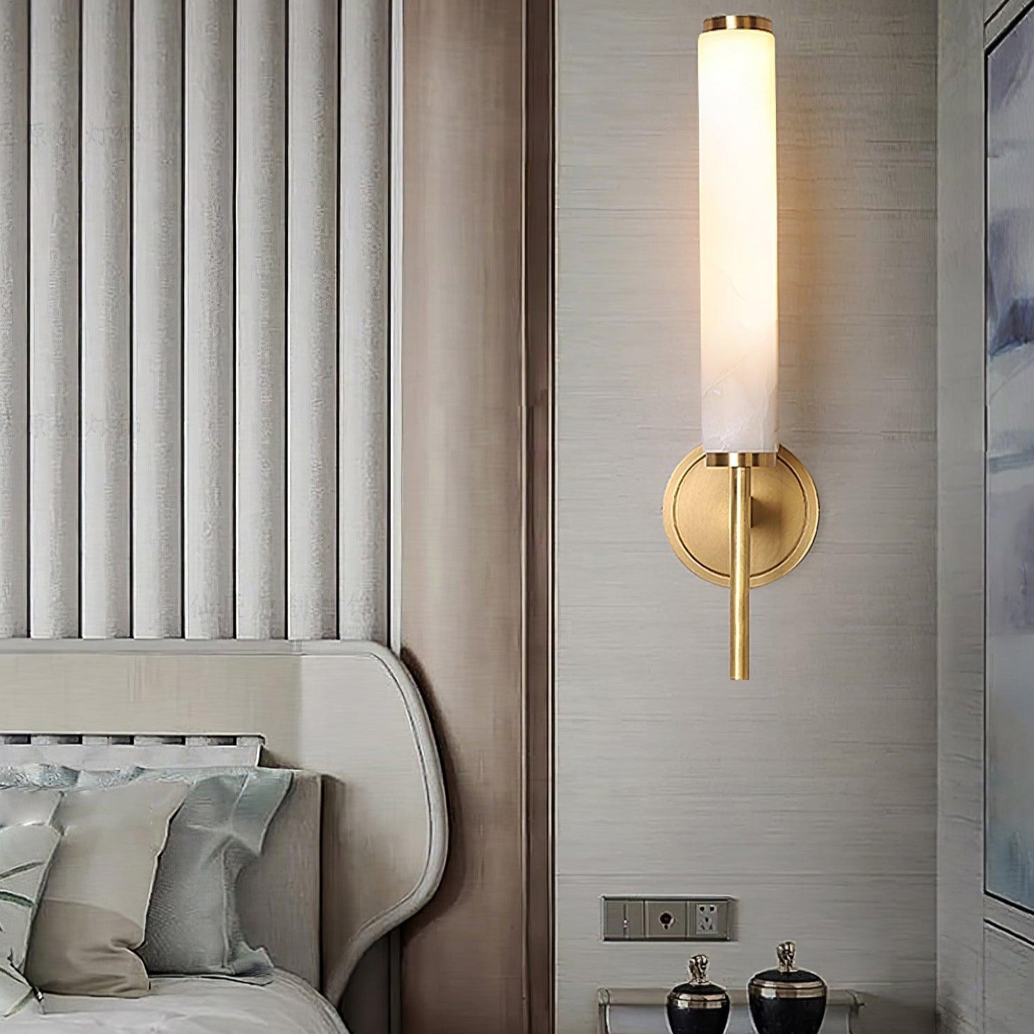Wall-Mounted Alabaster Sconce – Art Deco-Inspired Lamp
