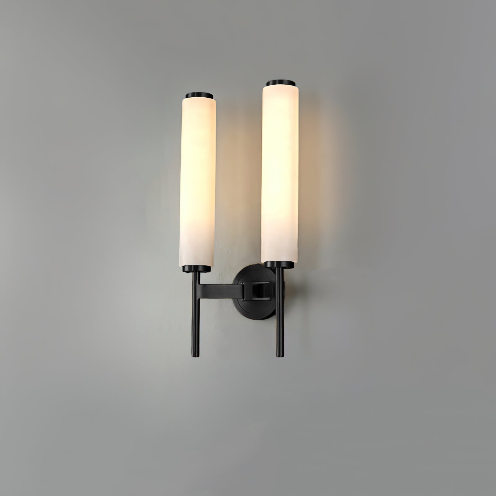 Wall-Mounted Alabaster Sconce – Art Deco-Inspired Lamp