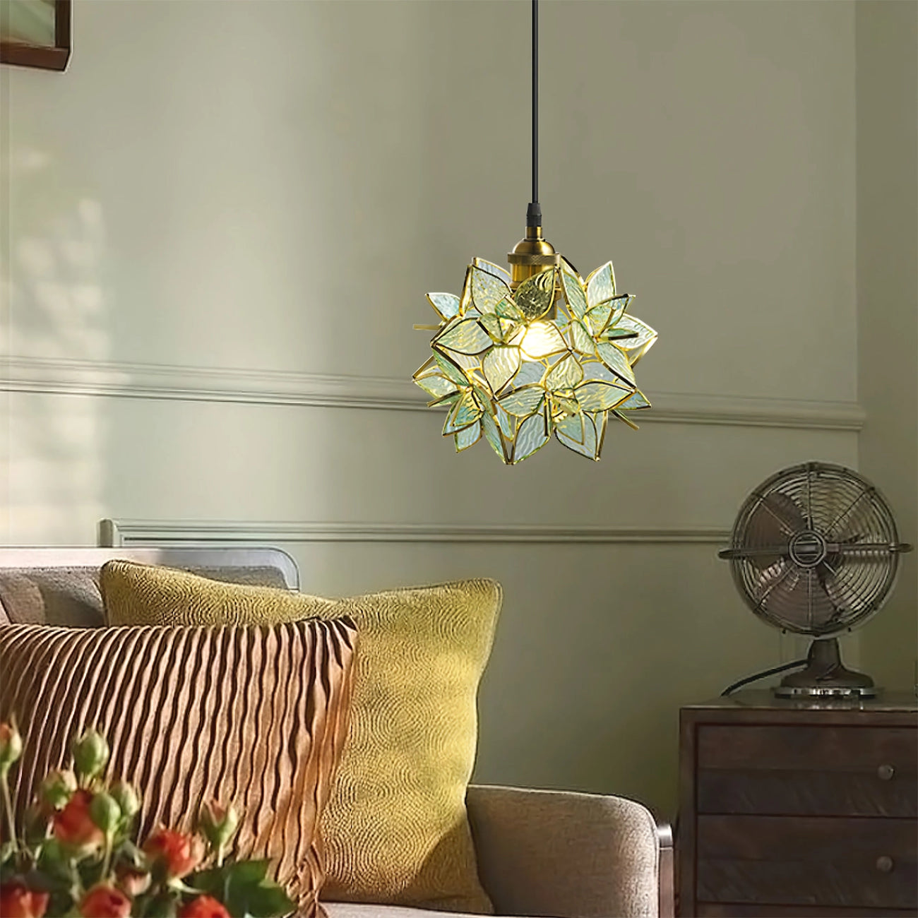 Clear Glass Capiz-Shells Pendant Light