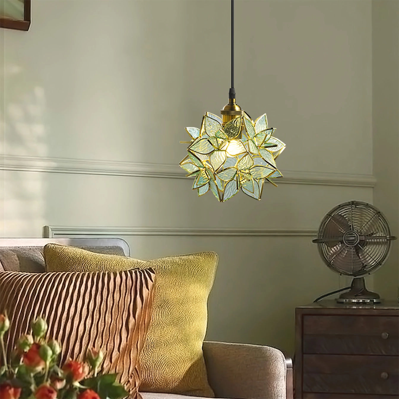 Clear Glass Capiz-Shells Pendant Light