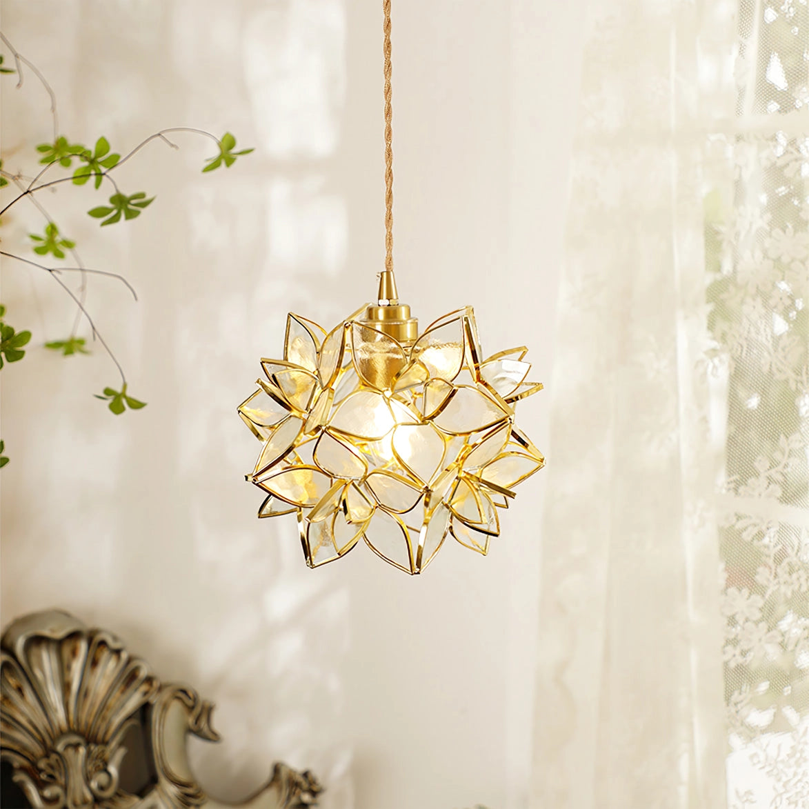 Clear Glass Capiz-Shells Pendant Light