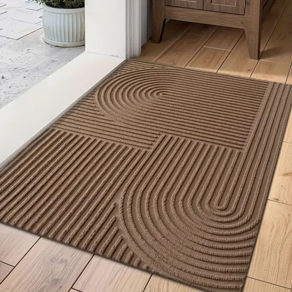 Indoor/Outdoor Door Mat with Curved Thread Pattern