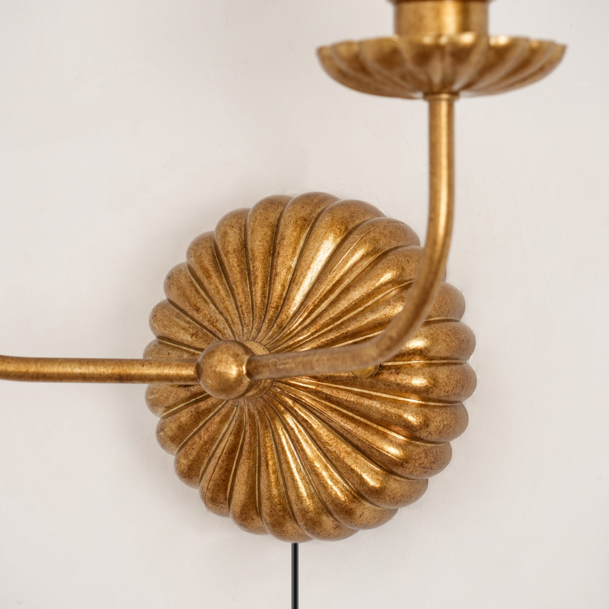 Antique Style Gold Plug-in Wall Sconce – Ribbed Backplate with Fabric Shade