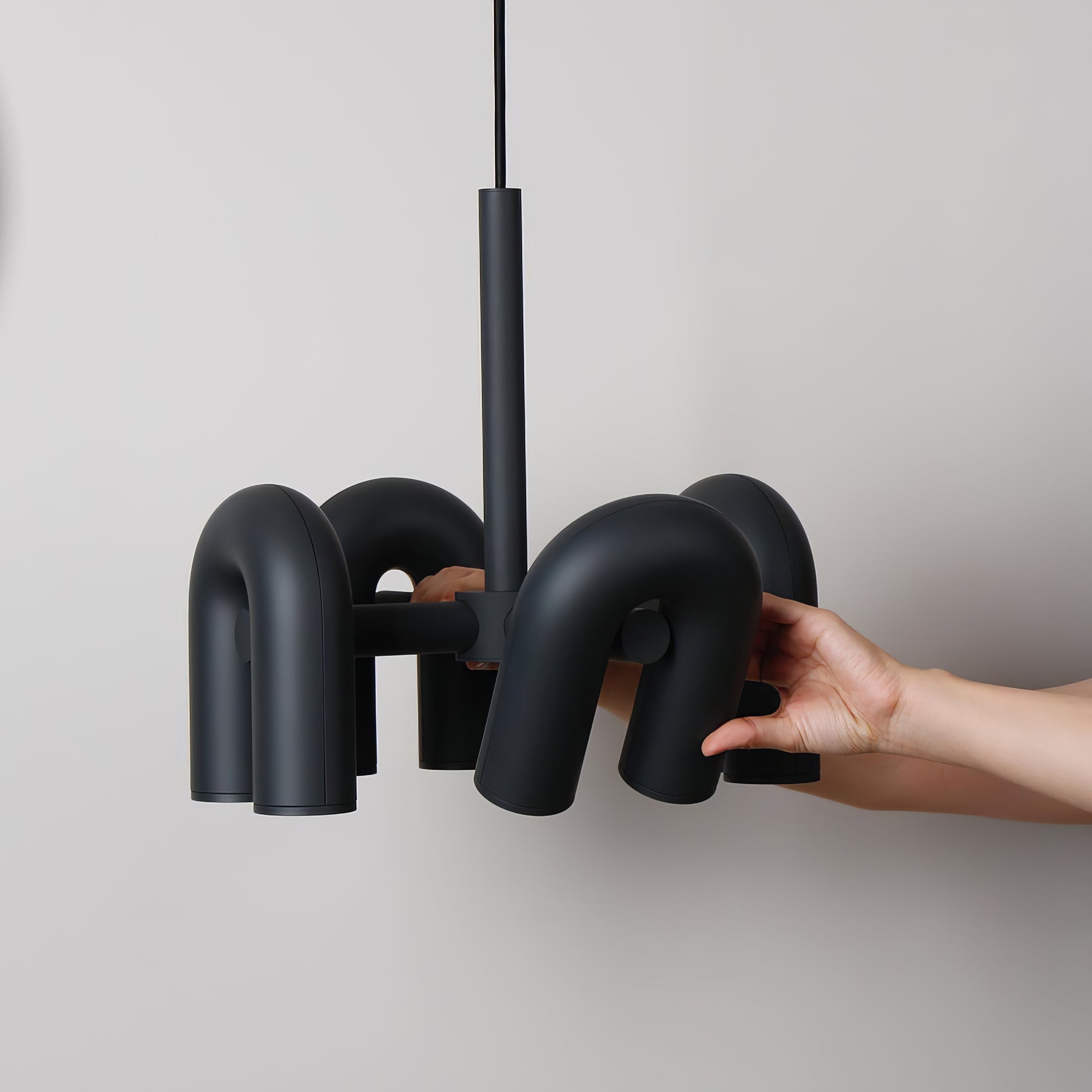 Contemporary Cirkus Chandelier – Sculptural U-Shaped Ceiling Light