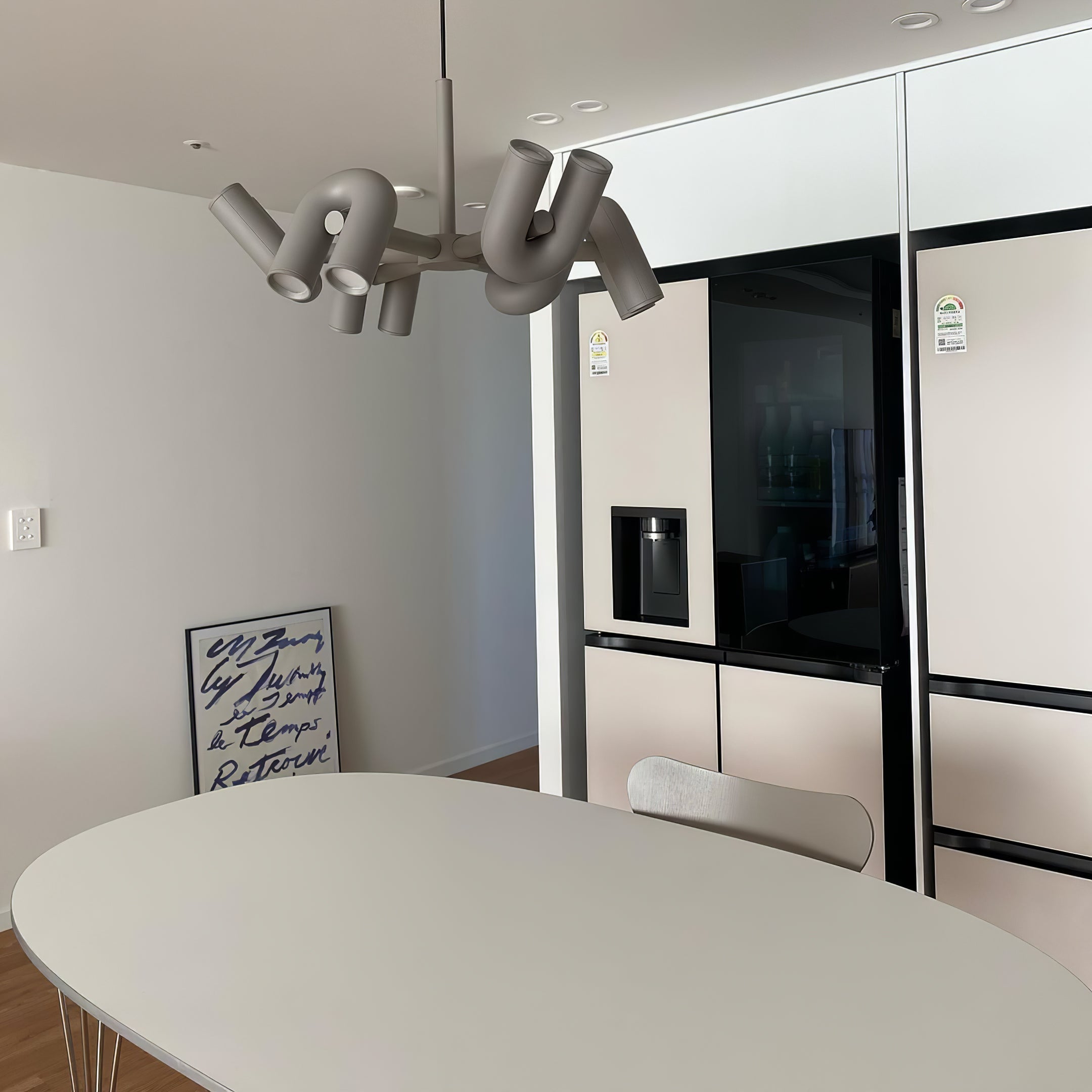 Contemporary Cirkus Chandelier – Sculptural U-Shaped Ceiling Light