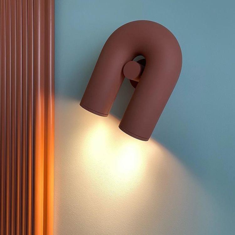 Contemporary U-Shape Wall Light
