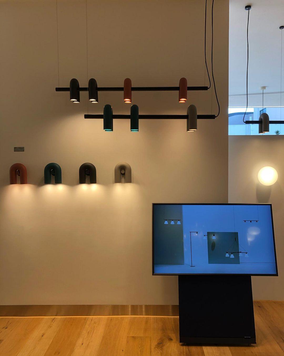 Contemporary U-Shape Wall Light