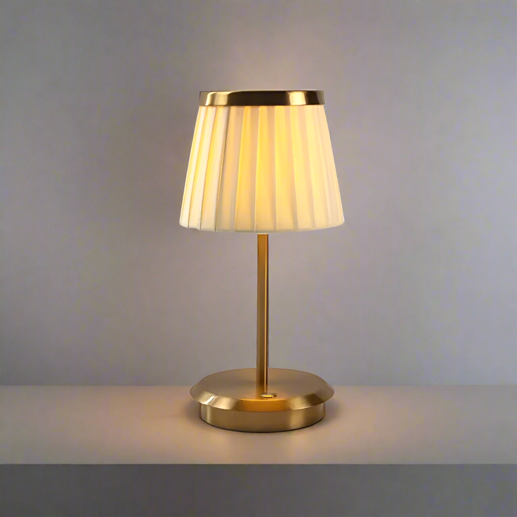 Traditional Elegant Table Lamp