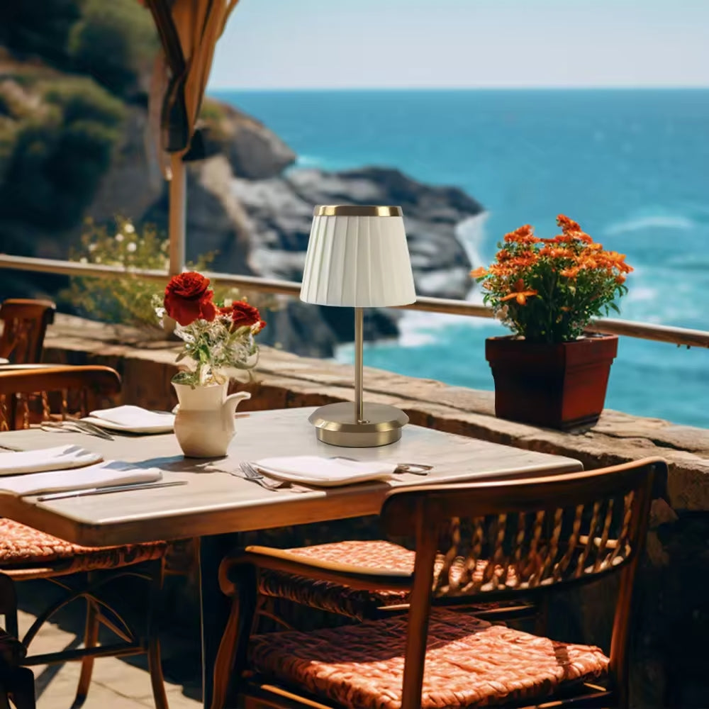 Traditional Elegant Table Lamp