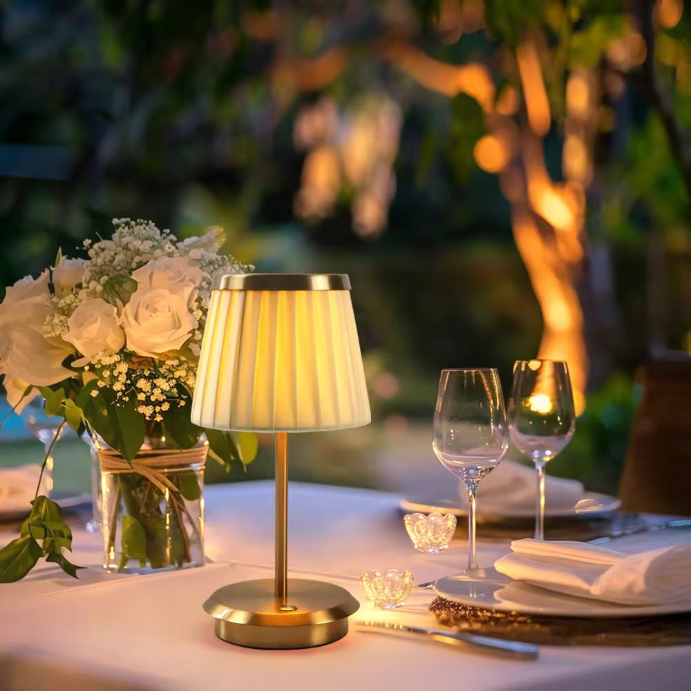 Traditional Elegant Table Lamp