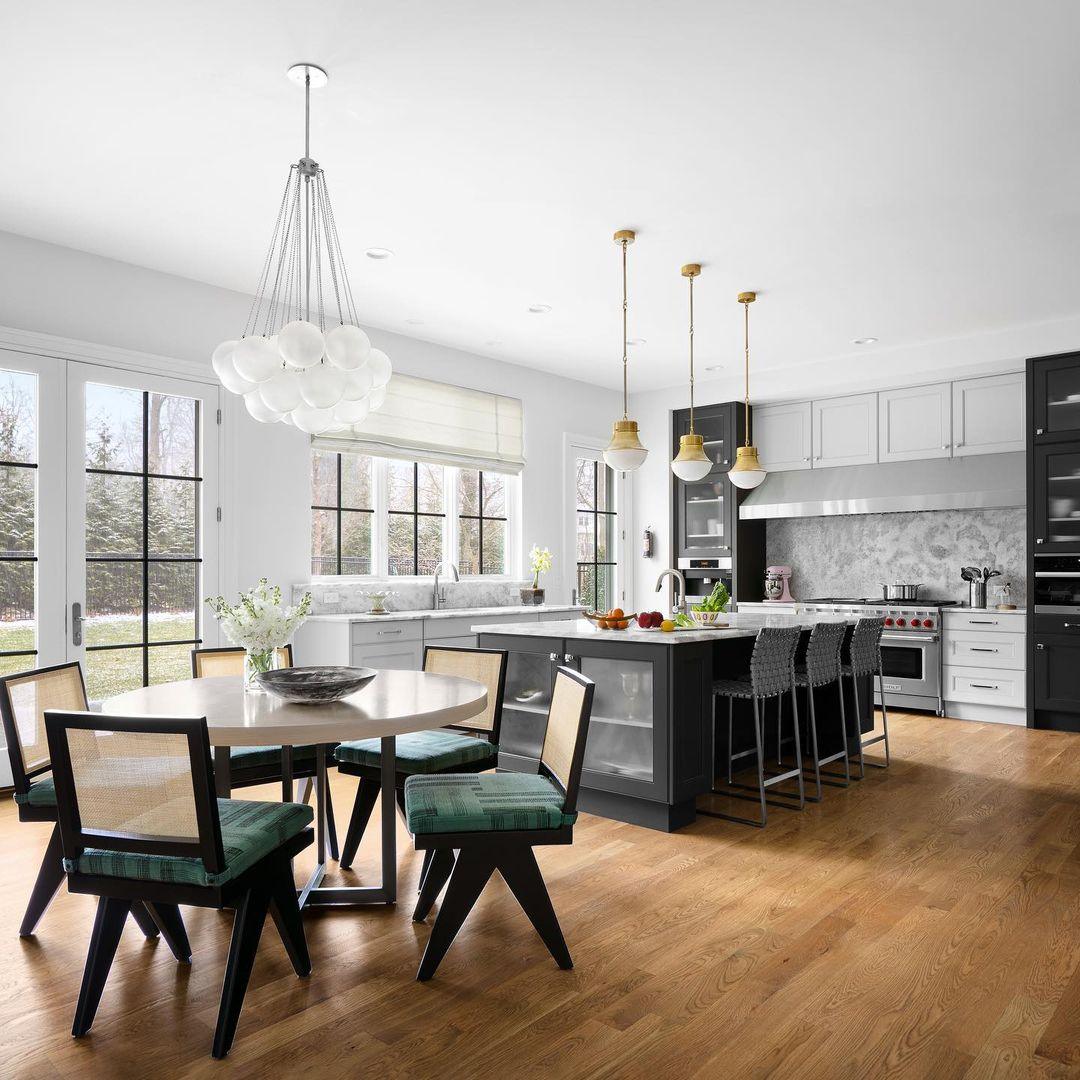 Modern Bubble Chandelier – Statement Pendant Ceiling Light