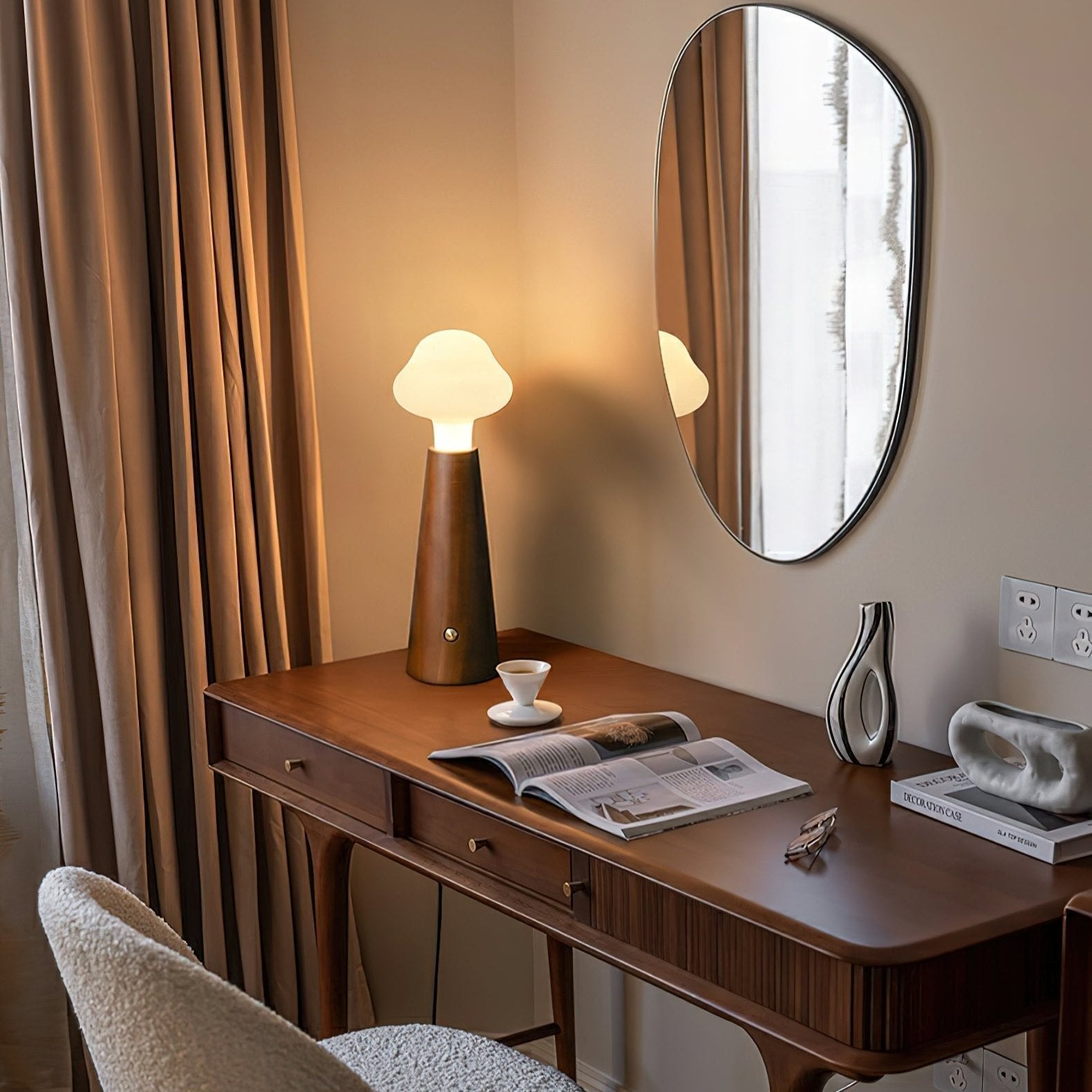 Mini-Cloud Side Table Lamp