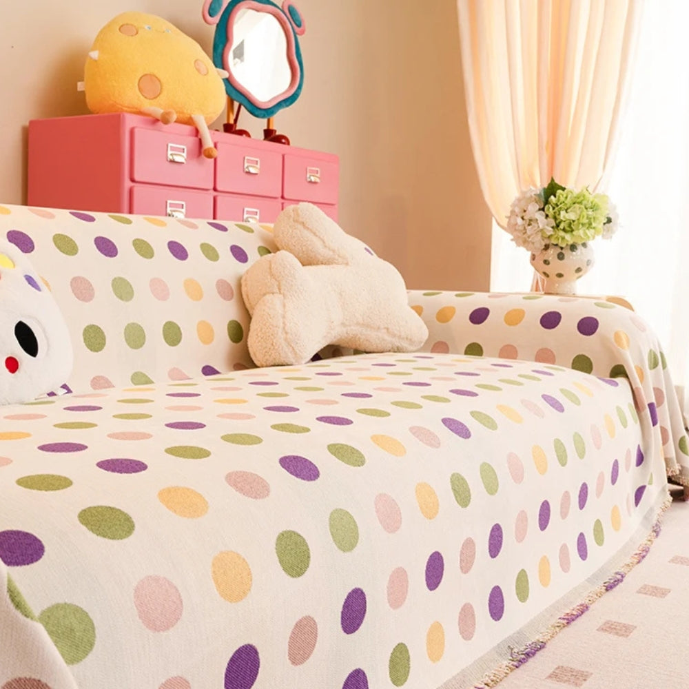 Bright and Cosy Polka Dot Sofa Throw - Stylish Atmosphere
