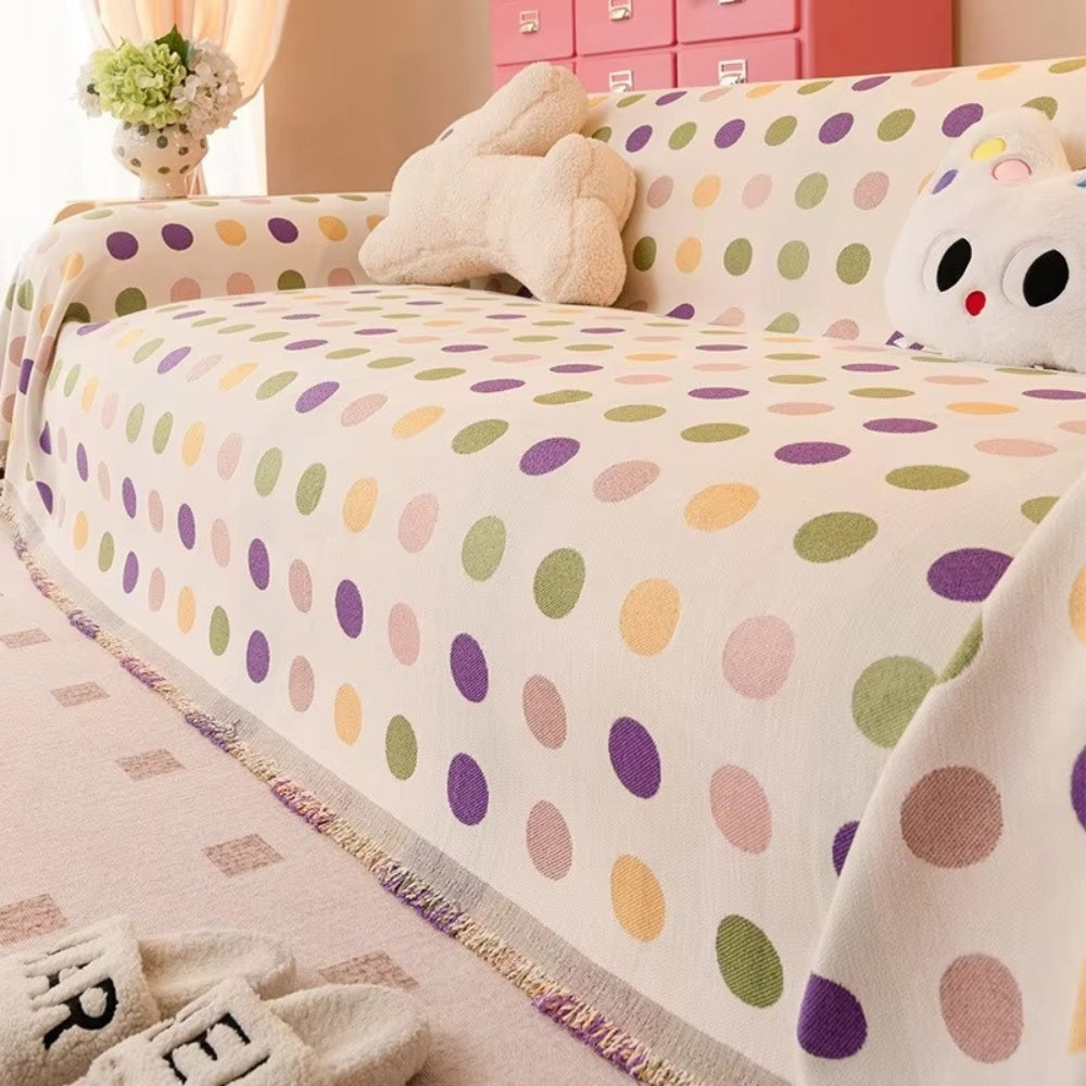 Bright and Cosy Polka Dot Sofa Throw - Stylish Atmosphere
