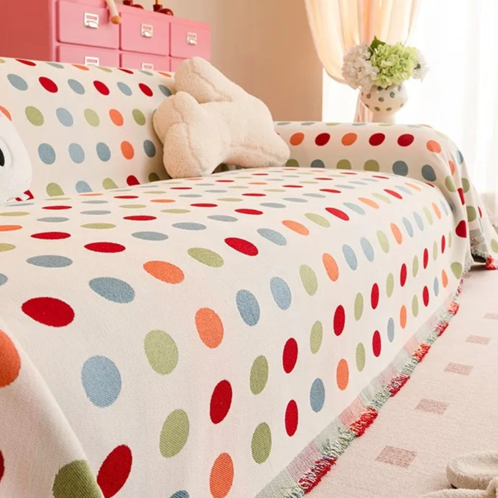 Bright and Cosy Polka Dot Sofa Throw - Stylish Atmosphere