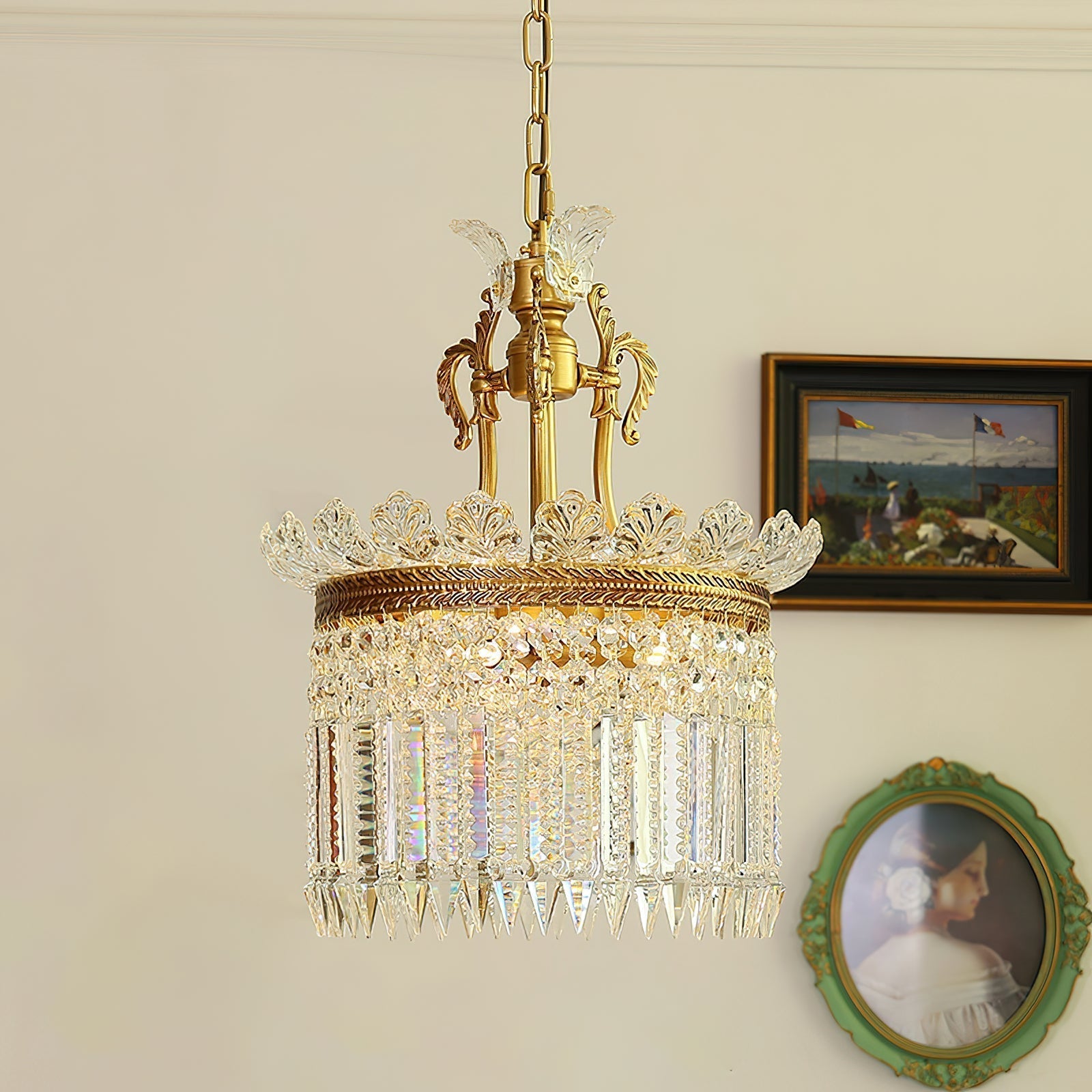 Brass Frame Crystal Chandelier – Timeless Decorative Lighting